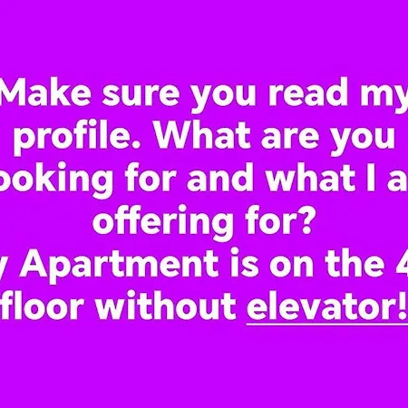 Sharing Bedroom With Host Near Alexanderplatz אכסניה ברלין